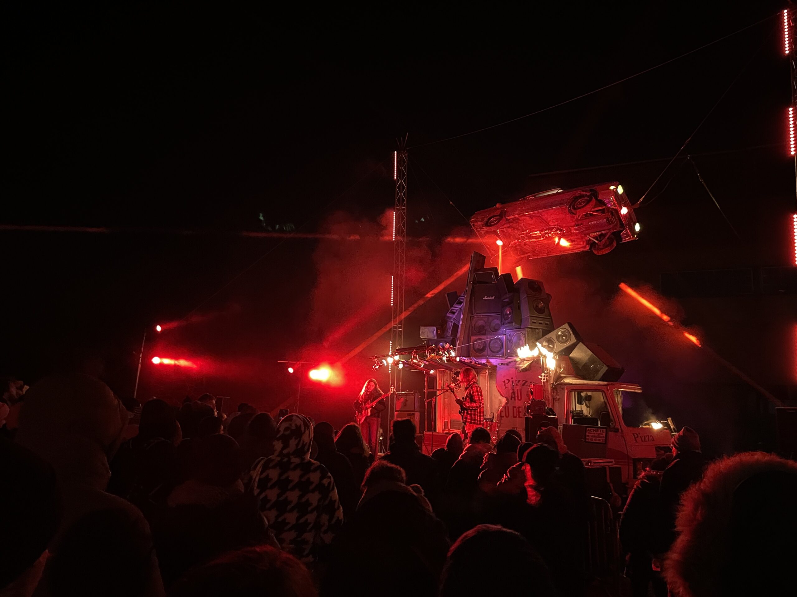 Le concert enflammé de la cie Tout en Vrac et Johnnie Carwash © Culture Commune